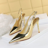 Patent leather solid color shoes 42