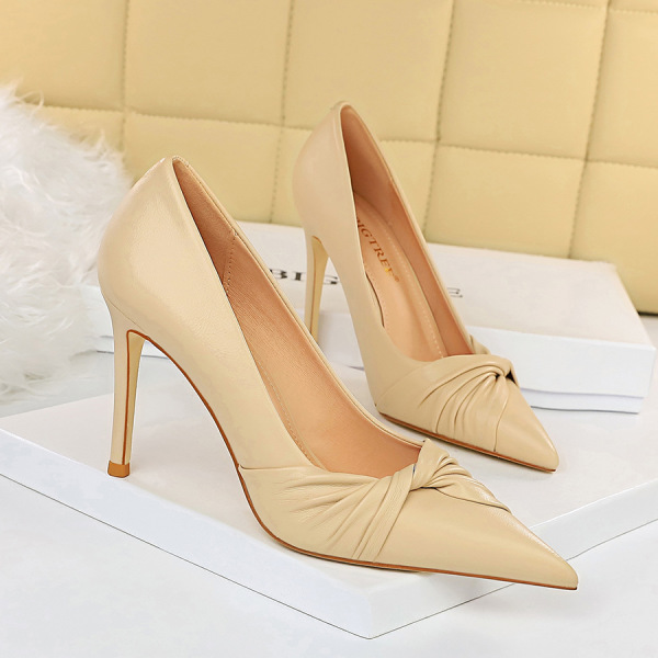 PU surface shallow mouth high heel shoes 43