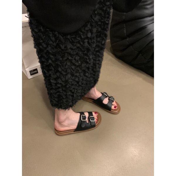 Wear Heels Over Sandals 8