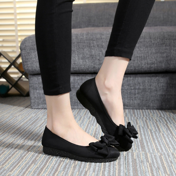 Flat Pea Shoes