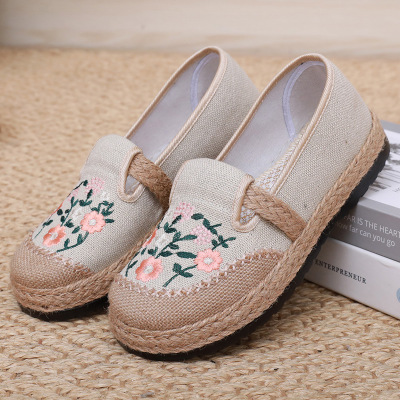 Flat Embroidered Shoes